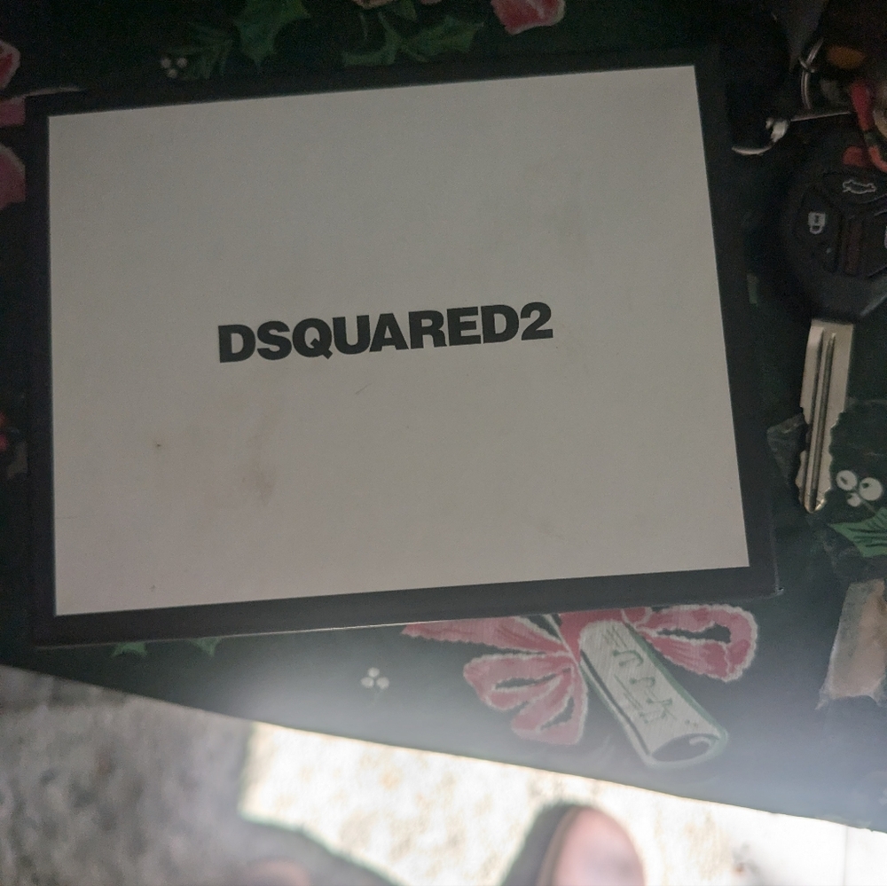 Dsquared2 key chain - Picture 3 of 3